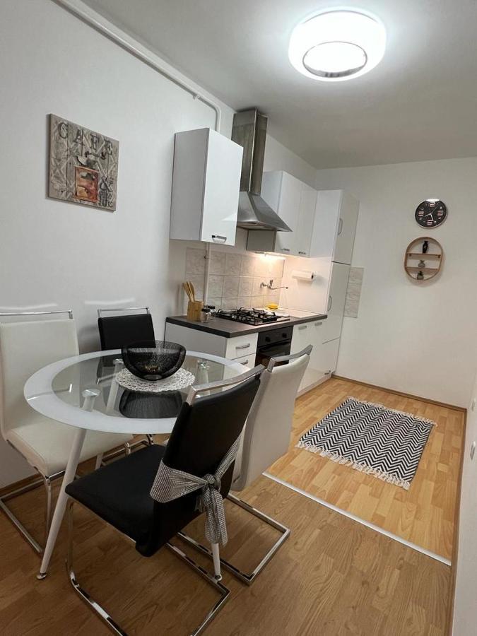 Apartman Lara Загреб Экстерьер фото