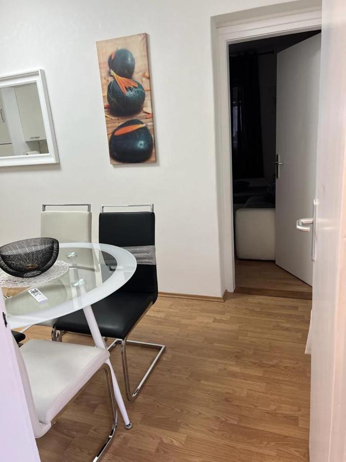 Apartman Lara Загреб Экстерьер фото